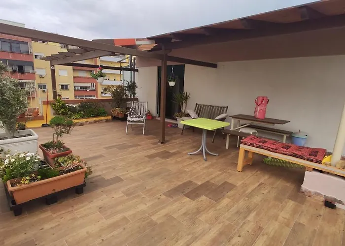 Promenade 3-bedroom With Large Balcony. *