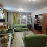 Promenade 3-bedroom With Large Balcony. Appartement