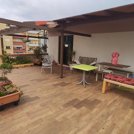 Promenade 3-bedroom With Large Balcony. *